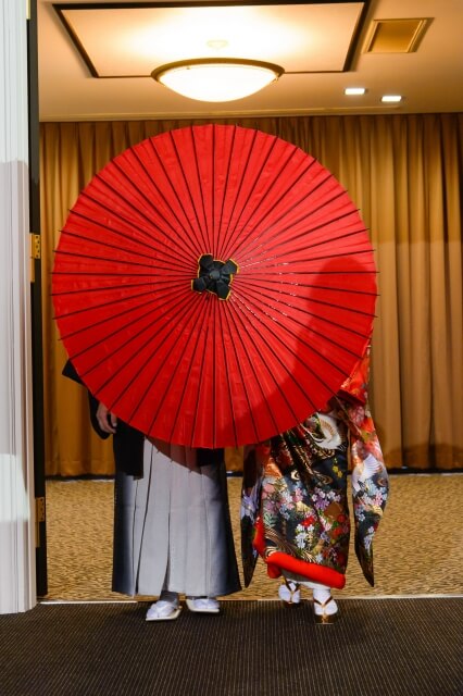 忘れないで!結婚式場選びの大切な7つの下準備