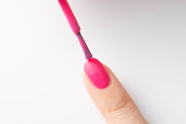 マニキュアのオフの仕方