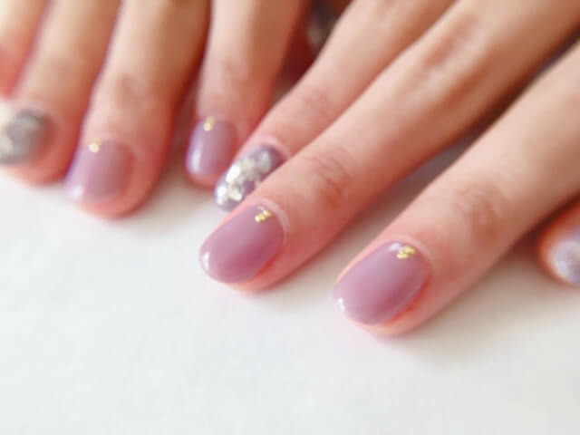 ピンク系ネイル
