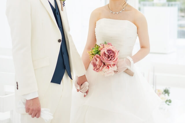 洋装フォトウェディングのメリット・デメリット