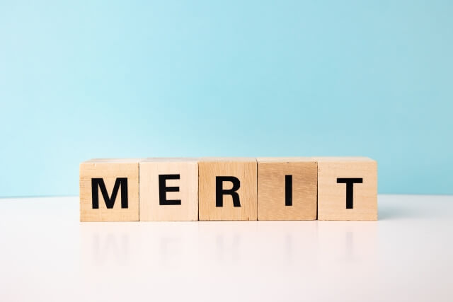 式場以外で結婚式をするメリット