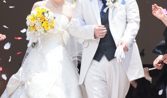 結婚式に親戚はどこまで呼ぶべき?