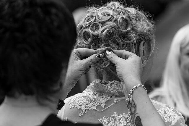 ヘアメイクさんに髪型のオーダーをきちんと伝える方法とは